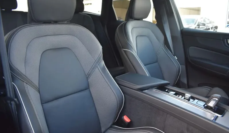 
								Volvo XC60 B4 D AWD Autom. R-Design complet									