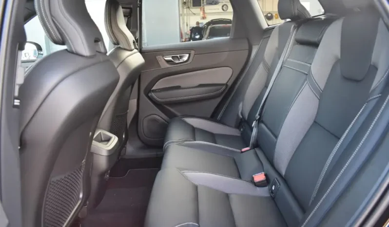 
								Volvo XC60 B4 D AWD Autom. R-Design complet									