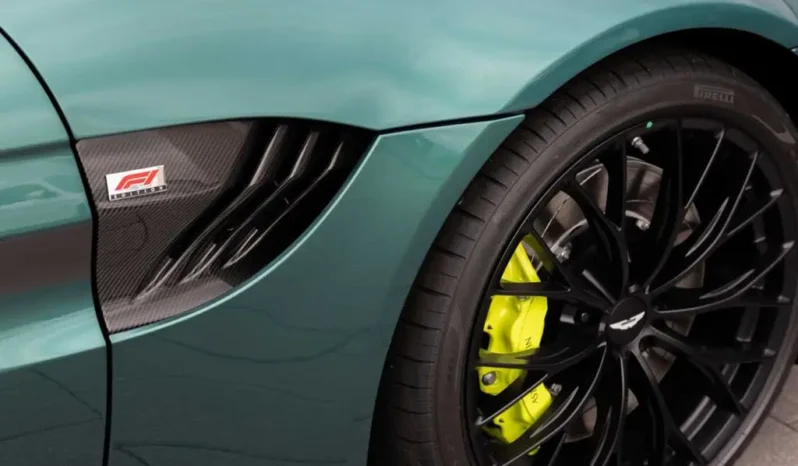 
								Aston Martin V8 Vantage F1 Edition complet									